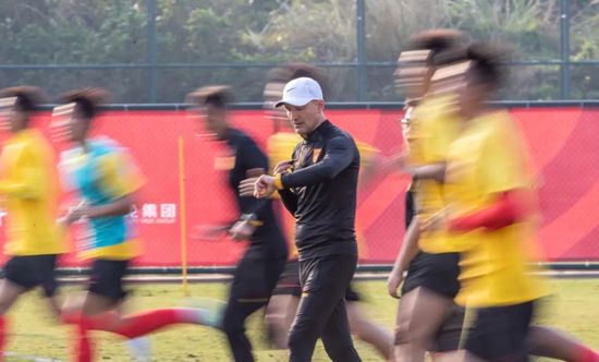 大香网伊人久久综合网2020