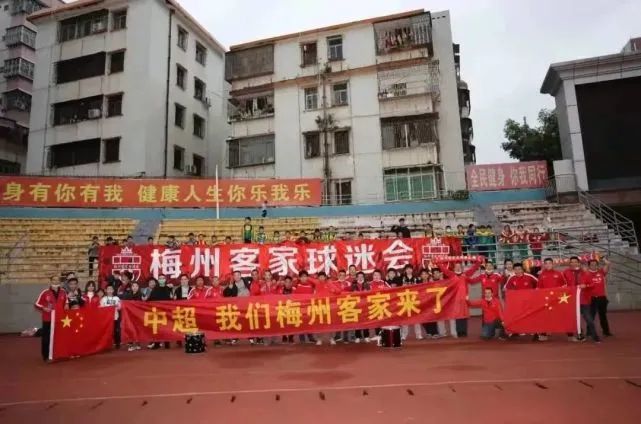 成人在线免费视频
